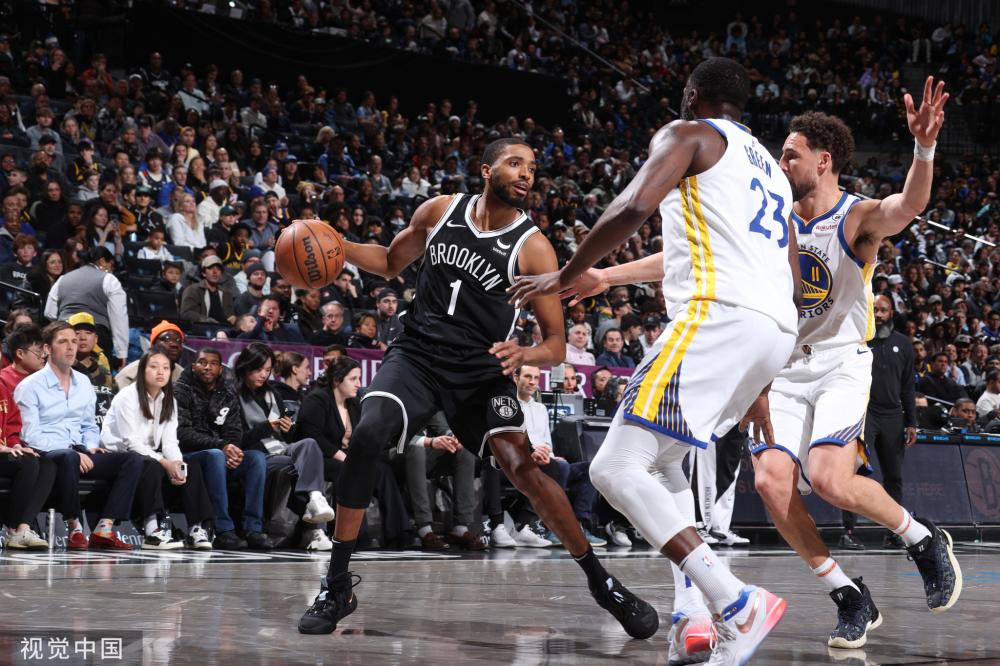 他的表现不 他的表现不