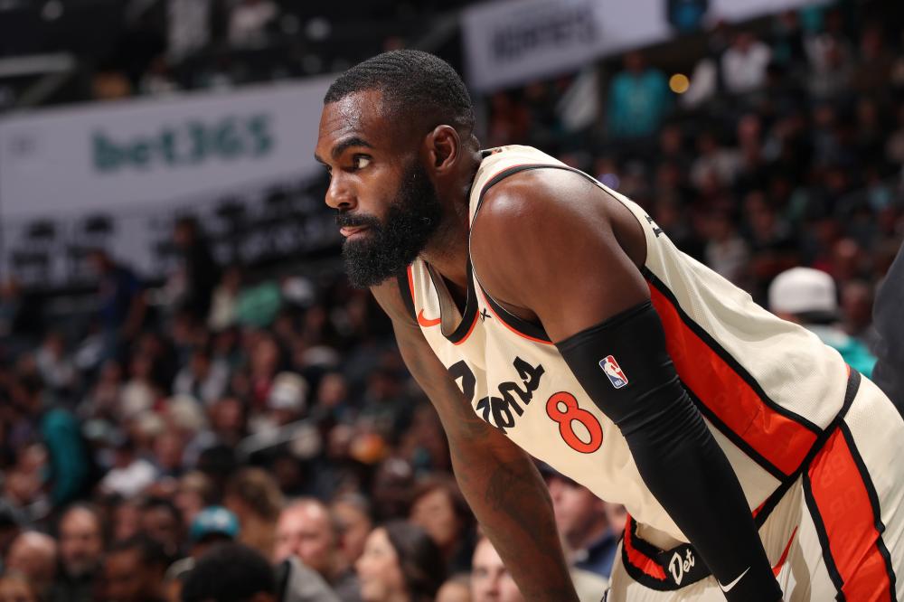 队贡献了一 队贡献了一